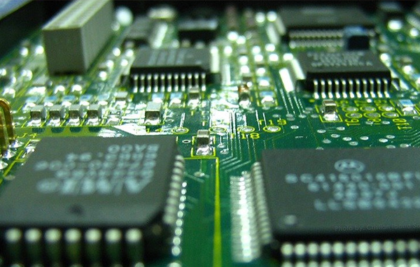 打造智能化未來：語音識別控制芯片的科技力量