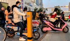 “語音提示器”讓闖紅燈者臉紅